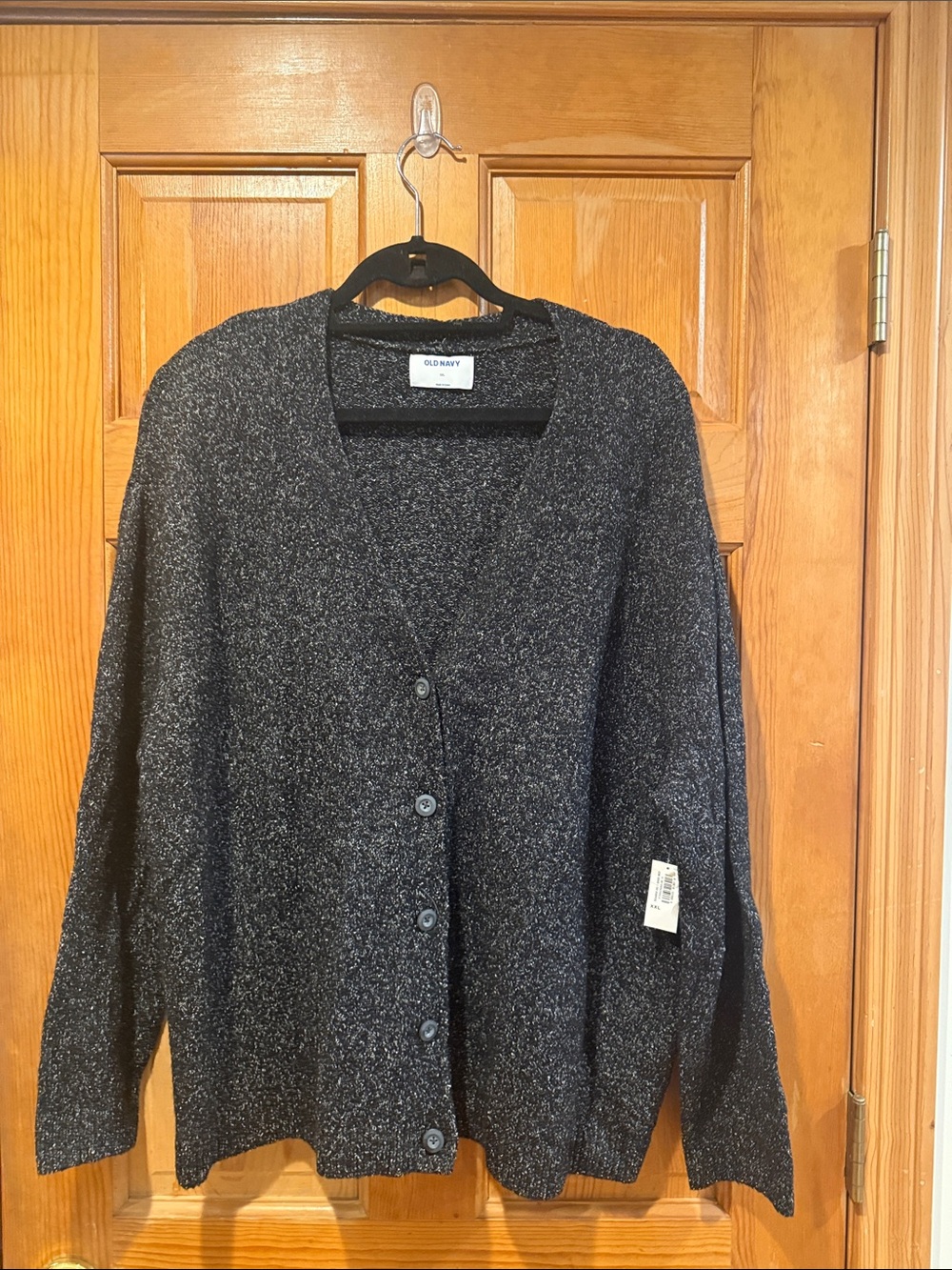 NWT Old Navy black with white button down cardigan size XXlarge.